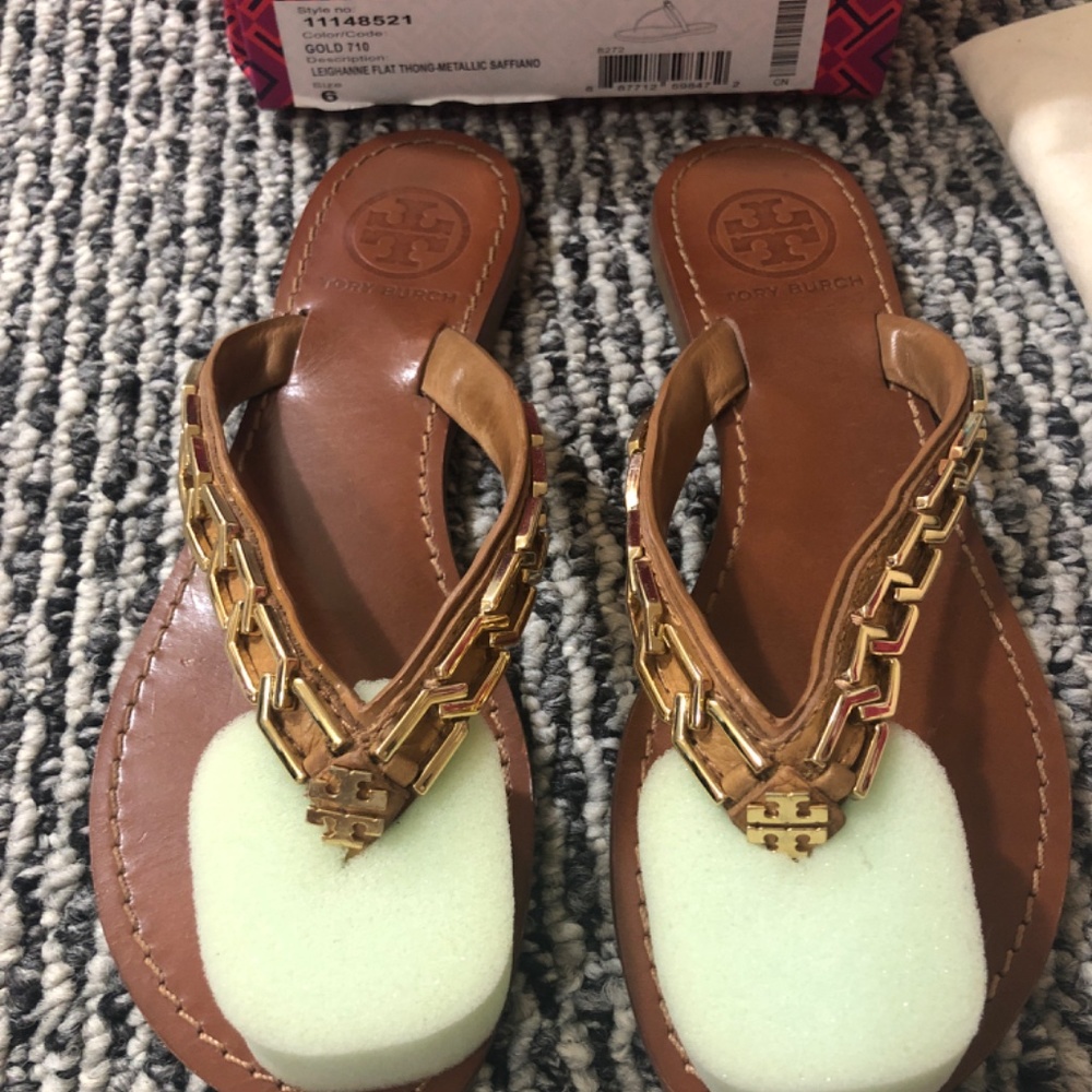 Sandal - Picture 4 of 4